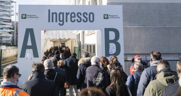 La salute dei lombardi ancora ostaggio dell’inadeguatezza della Giunta Fontana